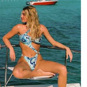 MONTCE rate cut out one piece swimsuit. Like New, never worn. Size Small
